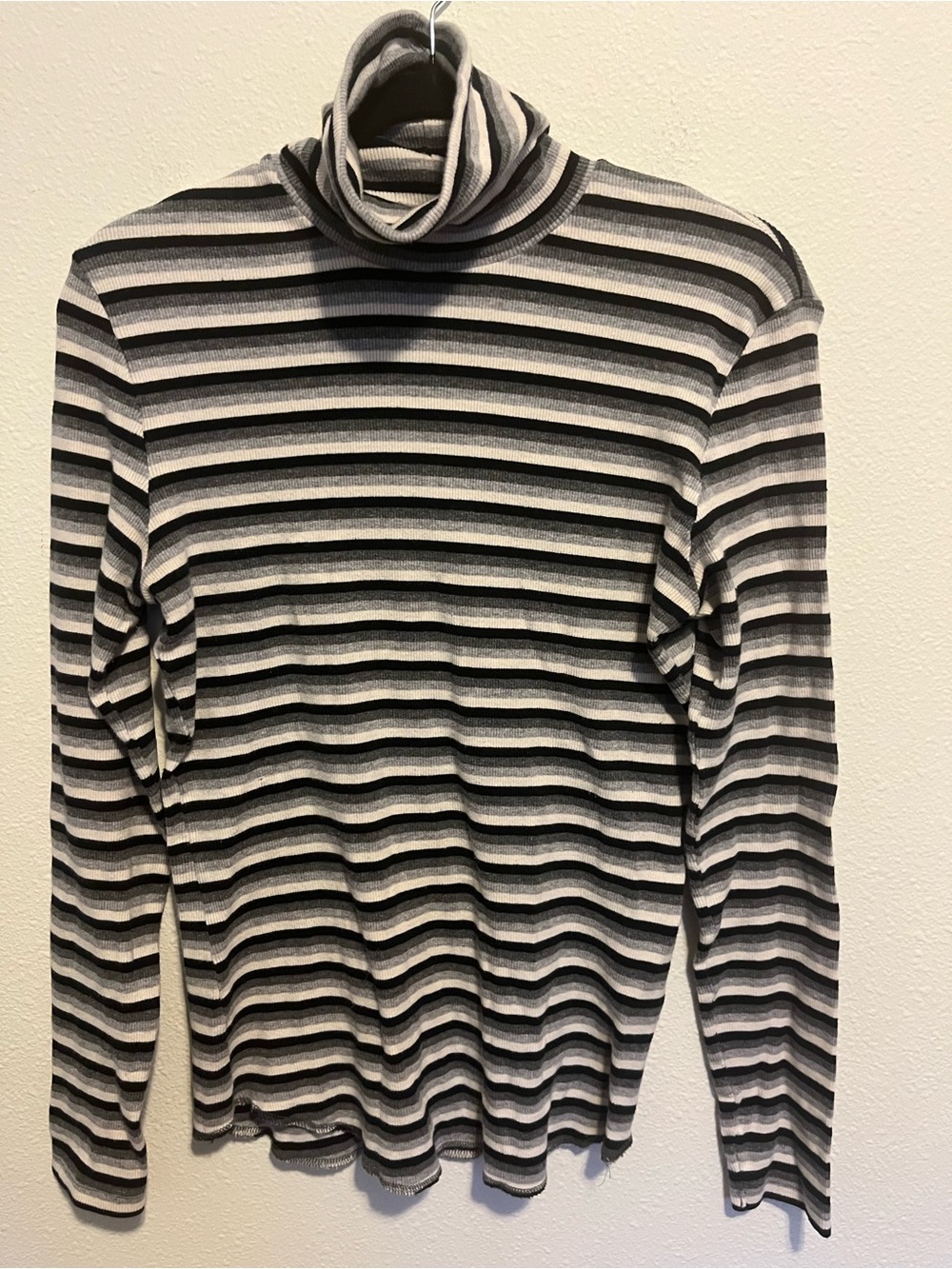 Merona Black & Gray Striped Turtleneck Sweater
